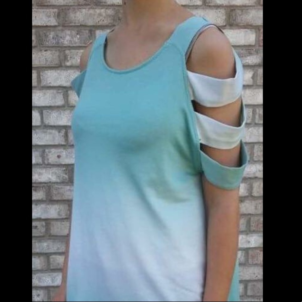 Blue ombré shirt!